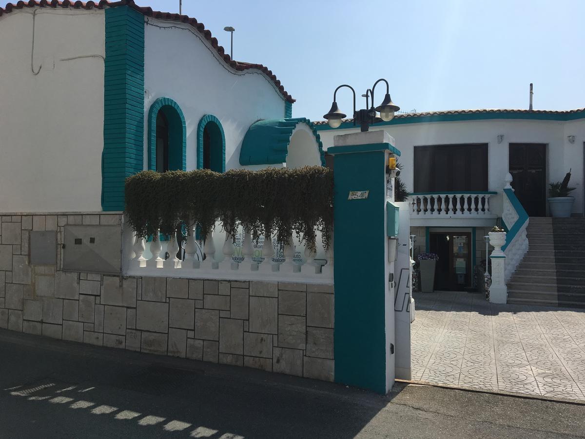 Residence R&B Tyrrhenum Monte di Procida Exterior foto