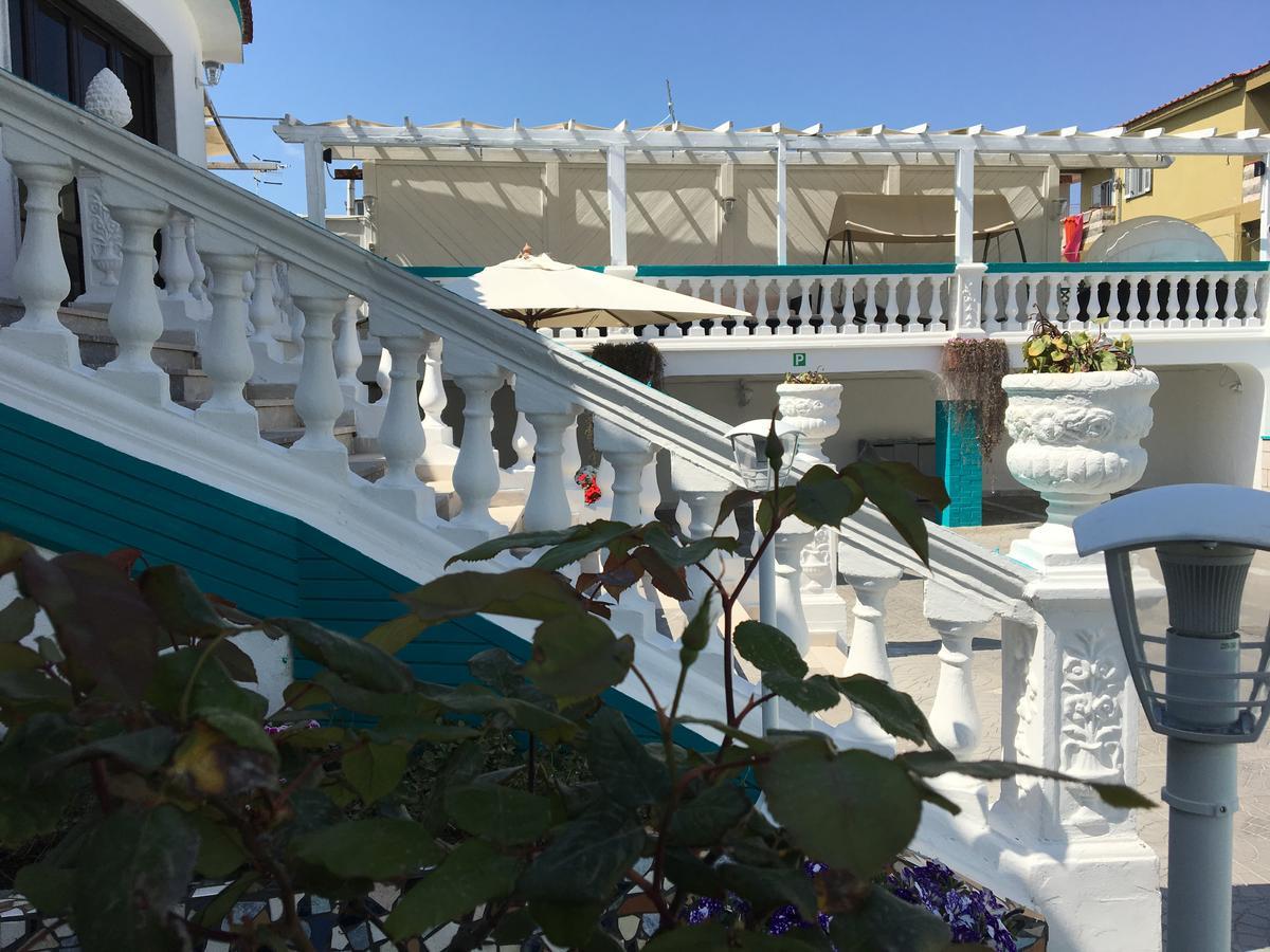 Residence R&B Tyrrhenum Monte di Procida Exterior foto